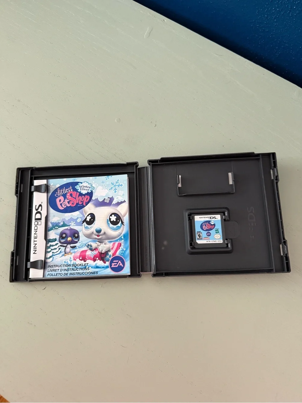 COMPLETE Littlest Pet Shop: Winter Hiver Nintendo DS Game, Case, Manual EUC